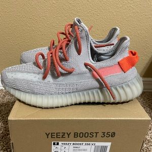 Yeezy Boost 350 V2 “Tail Light”